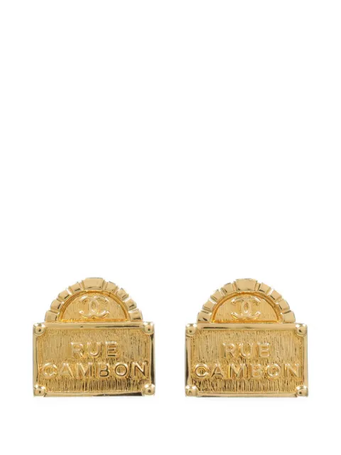 CHANEL Pre-Owned CC Rue Cambon plaque earrings Gold 2180100349457