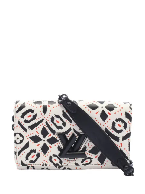 Louis Vuitton Pre-Owned 2015 Graphic Print Calfskin Twist Wallet on Chain crossbody bag White HKASTNSHHWVQHILY