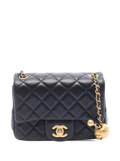 CHANEL Pre-Owned 2020 Mini Square Classic Lambskin Pearl Crush Single Flap crossbody bag Black 2QP3EH95T9N57ZFW