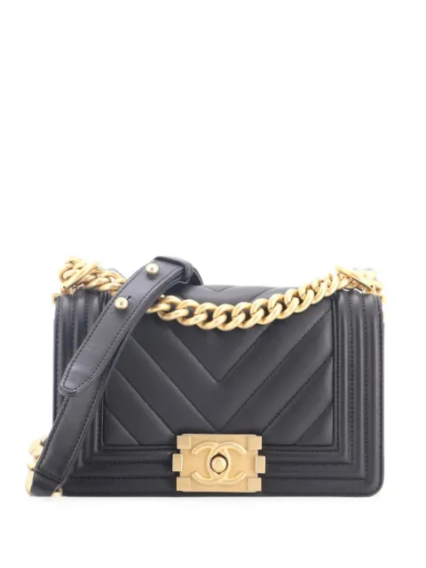 CHANEL Pre-Owned Boy Flap Bag Chevron Calfskin Small crossbody bag Black OONAWT0NRBXPKBKO