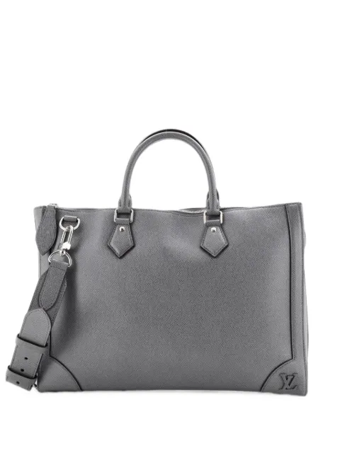Louis Vuitton Pre-Owned Slim Briefcase Taiga Leather business bag Grey ISIQ65SY5MSO6M3P
