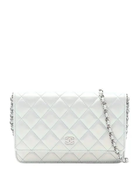 CHANEL Pre-Owned 2021-2026 CC Quilted Metallic Lambskin Wallet on Chain crossbody bag Blue 4A4EY0Q765QKA1CH