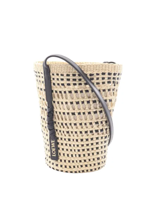 Loewe Pre-Owned 2020-2026 Paulas Ibiza Braid Pocket Iraca Palm Pouch crossbody bag Neutrals 11GZIMDOHRGOQJL8