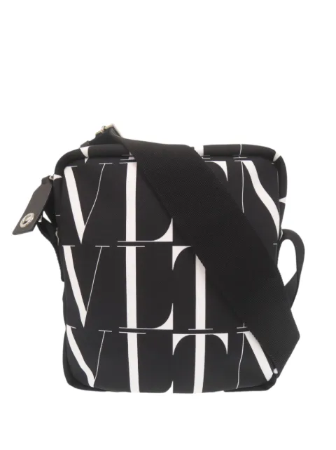 Valentino Garavani Pre-Owned 2018-2026 VLTN Times Nylon crossbody bag Black 8OCEMCAB3MYRXYAK