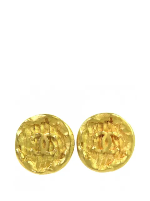 CHANEL Pre-Owned 1994 CC Gold Plated Round Clip On Earrings costume earrings Gold GAOFHLX2BDECBTU2