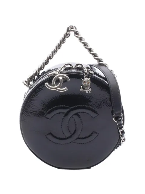 CHANEL Pre-Owned 2018-2019 Patent Leather Round As Earth Crossbody satchel Black TJBXUJ5HEUVNRKZB