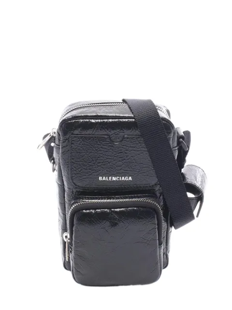 Balenciaga Pre-Owned 2018-2026 Lambskin Superbusy Vertical crossbody bag Black P70G57V7UVDO84FP