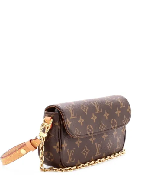 Louis Vuitton Pre-Owned Ivy Wallet on Chain Monogram Canvas shoulder bag Brown A9Y6JI0UHM2SHHGU
