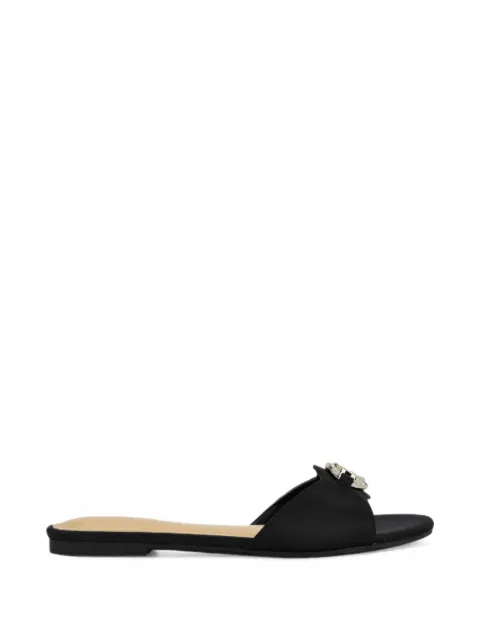 GUESS USA Tashcy logo-plaque sandals Black GWTASHCY2