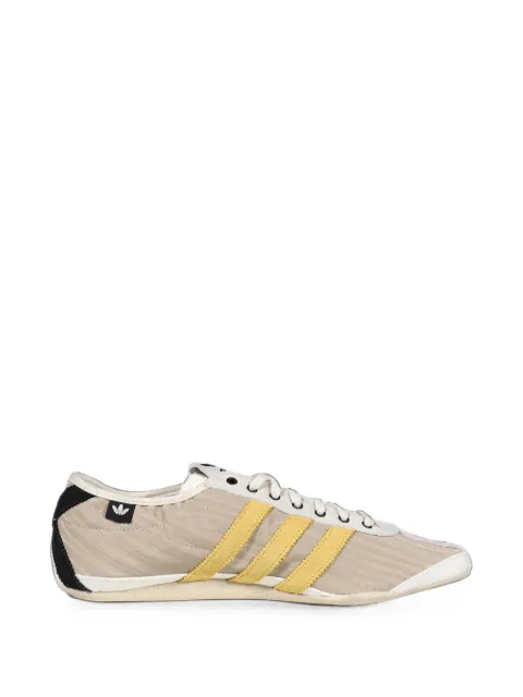 Song For The Mute x Adidas Tokyo W SFTM sneakers Neutrals OQN81KJ4401