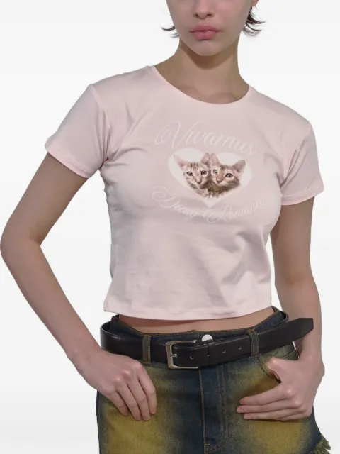 VIVAMUS graphic-print cropped T-shirt Pink VM26SSTS011PNK