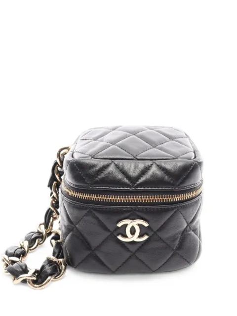 CHANEL Pre-Owned Matelassé leather clutch bag Black 110215432029866