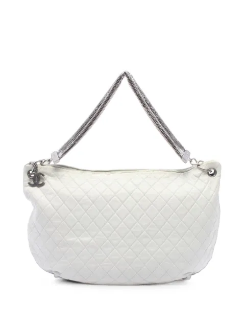 CHANEL Pre-Owned 2008-2009 Matelassé tote bag Neutrals 110369112584229