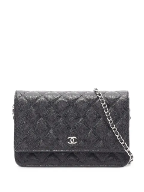 CHANEL Pre-Owned 2020-2021 Matelassé mini bag Black 110320430100620