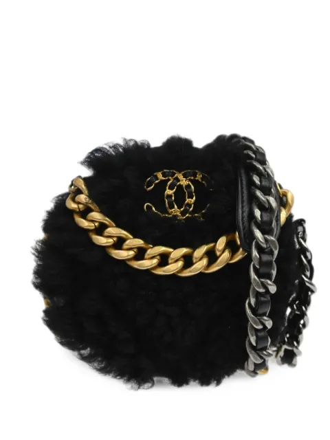 CHANEL Pre-Owned 2021 Chanel 19 round mini bag Black NQ11428