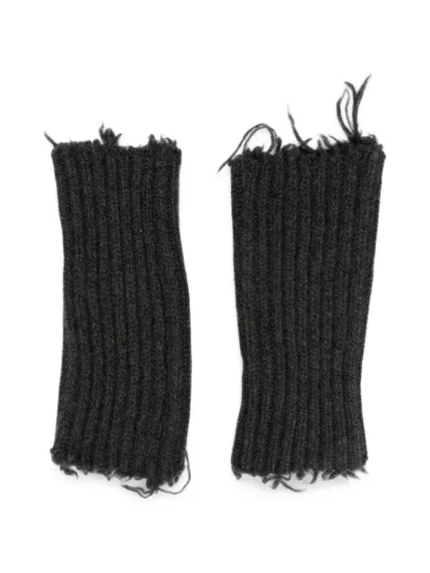 Isabel Benenato distressed ribbed-knit gloves Grey GK04F26