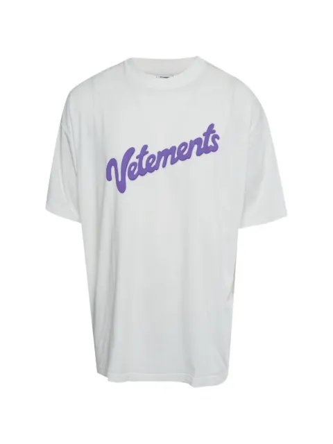 VETEMENTS logo-graphic oversized T-shirt White 1409805