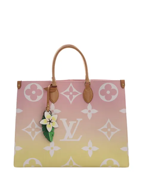 Louis Vuitton Pre-Owned 2021-2026 Monogram Giant By The Pool Onthego GM satchel Pink VE4CLRSIF2BZU1U6
