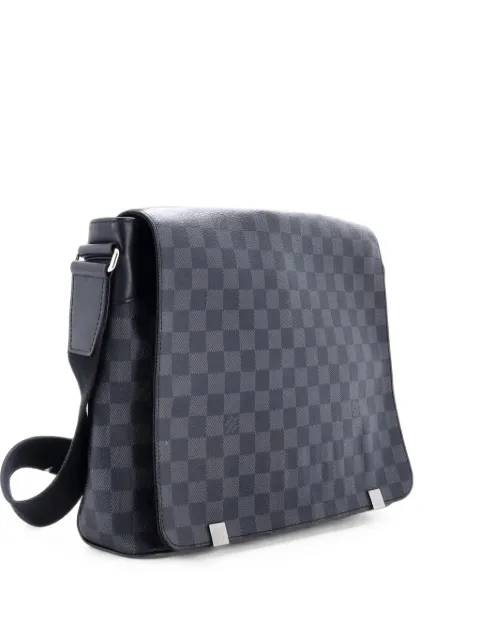 Louis Vuitton Pre-Owned District NM Messenger Bag Damier Graphite MM crossbody bag Black D5M1LZL9Z1VNQ9N4