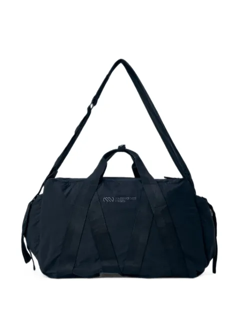 MOOS STUDIO logo-print holdall Black 21MMAC124A110305G