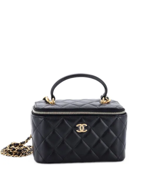 CHANEL Pre-Owned Classic Top Handle Vanity Case with Chain Quilted Lambskin Small crossbody bag Black WJY6Z7EYQIYKSFLA