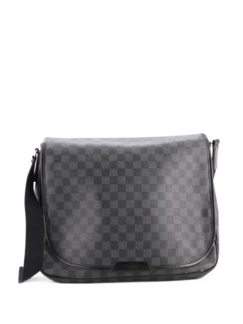 Louis Vuitton Pre-Owned Daniel Messenger Bag Damier Graphite GM crossbody bag Black S3QXHOWISKEH18CX