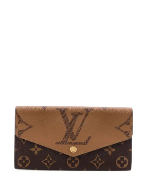Louis Vuitton Pre-Owned Sarah Wallet NM Reverse Monogram Giant and Monogram Canvas small wallets Brown 8UX9GSFQIGWEID7N