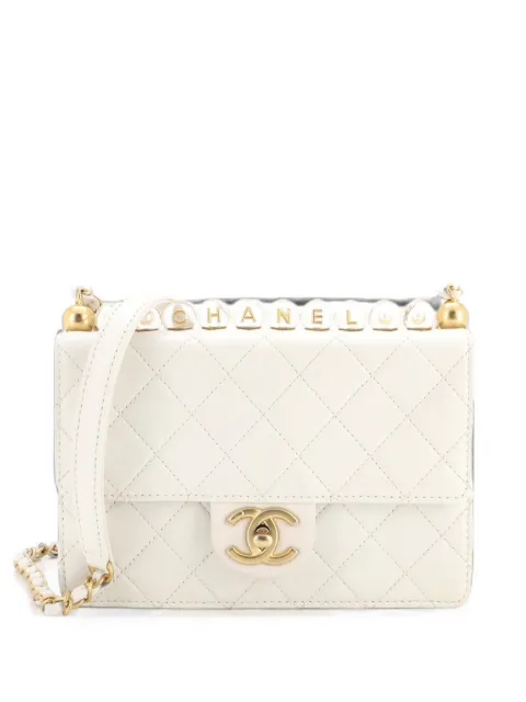 CHANEL Pre-Owned Chic Pearls Flap Bag Quilted Goatskin with Acrylic Beads Small shoulder bag White BFNR9UJ4C95YI2P5
