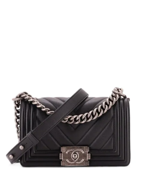 CHANEL Pre-Owned Boy Flap Bag Chevron Calfskin Small crossbody bag Black H4DV5PLEASXZCYGW