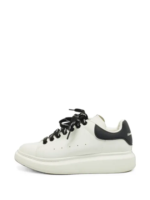 Alexander McQueen Pre-Owned Oversized lace-up sneakers White 1410871