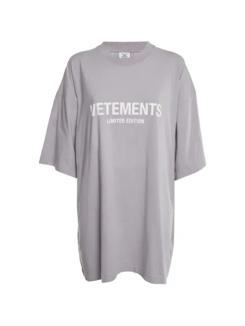 VETEMENTS logo-print T-shirt Purple 1409820