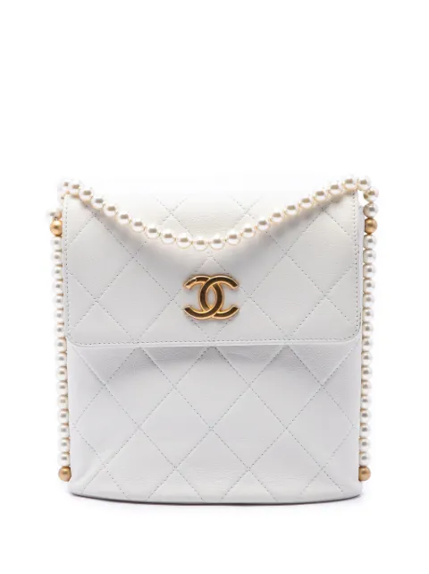 CHANEL Pre-Owned 2021 Small Quilted Calfskin About Pearls Hobo crossbody bag White EI3I4F8O07UW831I