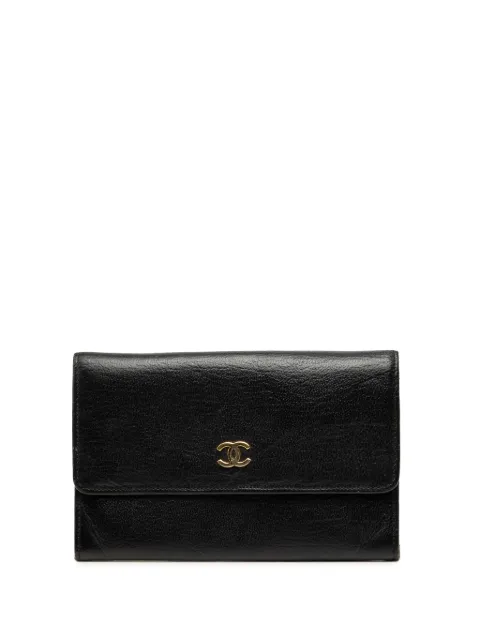 CHANEL Pre-Owned 2000-2002 CC Calfskin passport cover Black 416TMXV8MX65JOEC