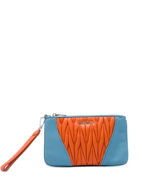 Miu Miu Pre-Owned 2010-2026 Bicolor Matelasse Nappa clutch bag Blue 79WJUKN9SRIALEL7