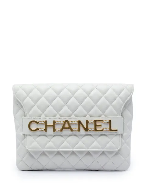 CHANEL Pre-Owned 2019 Quilted Calfskin Logo Enchained clutch bag White I6I4ISOU87T3PFN0