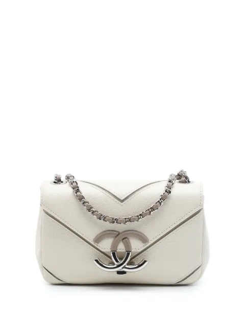 CHANEL Pre-Owned 2016-2017 Small Macro Chevron Caviar Flap crossbody bag White BC4LG5O5KTIPFMNY
