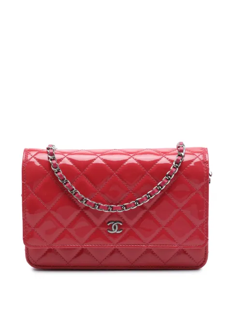 CHANEL Pre-Owned 2014 CC Quilted Patent Wallet On Chain crossbody bag Red Y1BTIACL3TT8ZHEQ