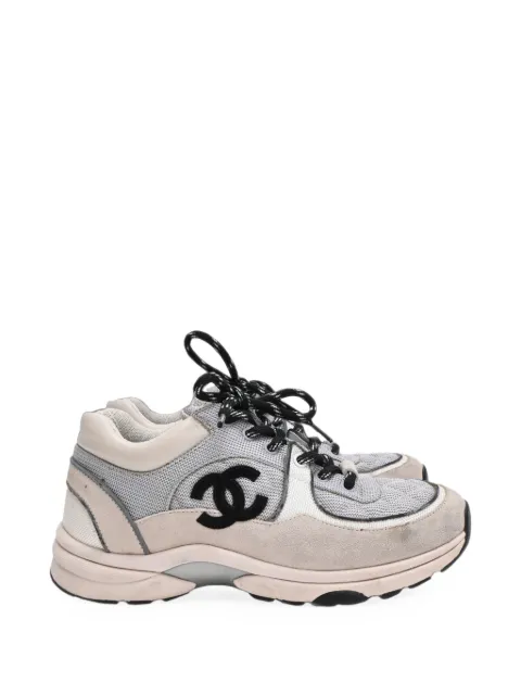 CHANEL Pre-Owned CC low-top sneakers Grey RFCHK758227