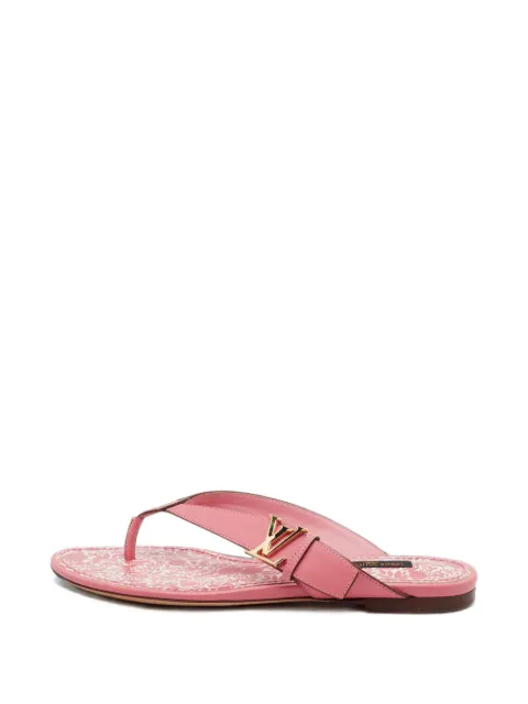 Louis Vuitton Pre-Owned LV-plaque thong sandals Pink 1408821