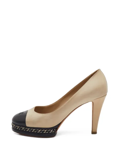 CHANEL Pre-Owned CC cap-toe pumps Neutrals 1409037