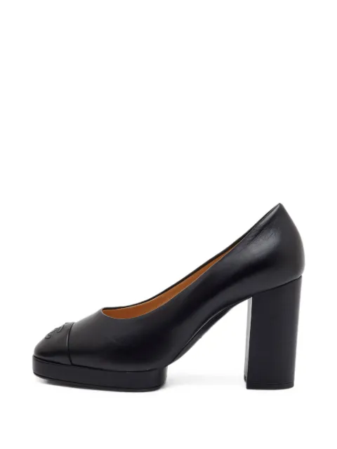 CHANEL Pre-Owned CC cap-toe pumps Black 1409272