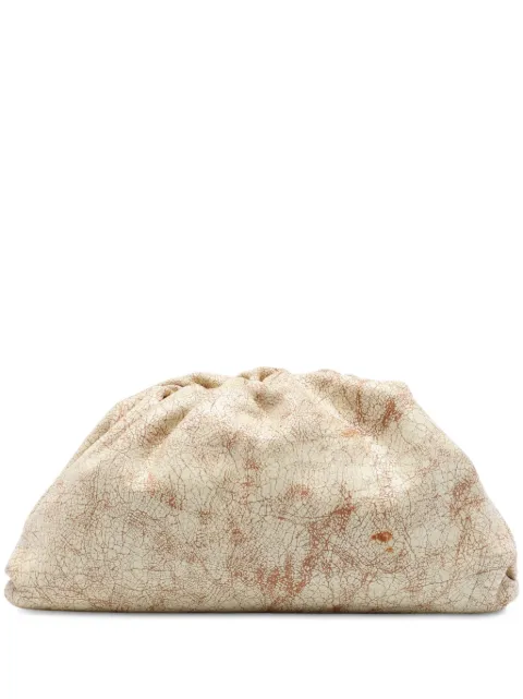 Bottega Veneta Pre-Owned 2012-2026 Crackled Calfskin The Pouch clutch bag Neutrals SV032NIW46UVWIDY