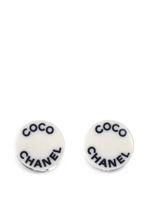 CHANEL Pre-Owned 2007 Coco Chanel button clip-on earrings White 188939