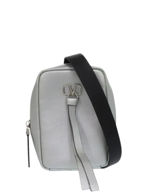 Valentino Garavani Pre-Owned 2018-2026 Metallic Leather VRing Neck Pouch crossbody bag Silver UAVQBEVAID75VFSX