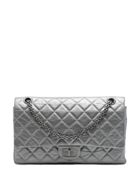 CHANEL Pre-Owned 2010-2011 Quilted Metallic Aged Calfskin Reissue 2.55 Double Flap 226 shoulder bag Silver VTM60MKZ9YFME6N0