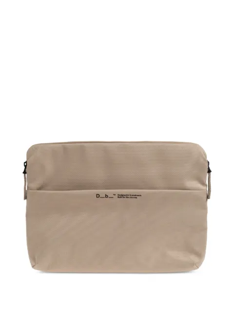 Db Ramverk logo-print laptop bag Neutrals RAMVERKLAPTOPSLEEVE16