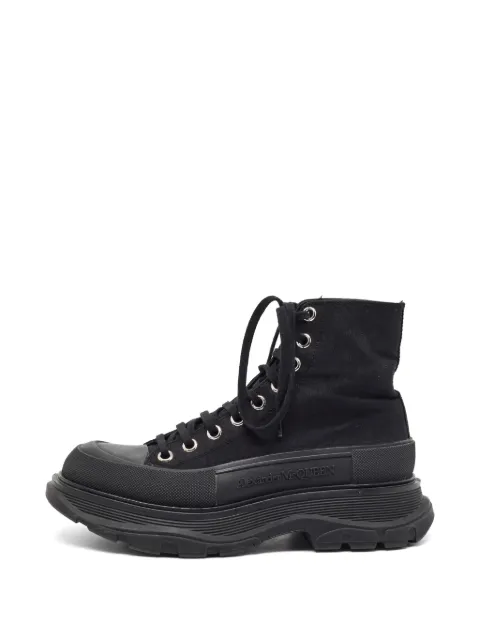 Alexander McQueen Pre-Owned Tread Slick lace-up sneakers Black 1406379