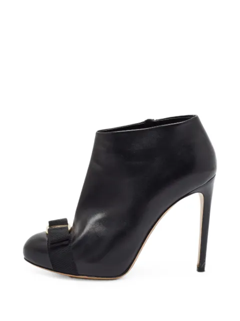 Ferragamo Pre-Owned Vara bow leather ankle boots Black 1404873