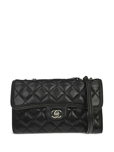 CHANEL Pre-Owned 2013-2014 quilted crossbody bag Black 197413