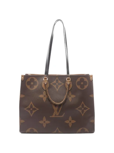 Louis Vuitton Pre-Owned 2021 GM OnTheGo Monogram shoulder bag Brown 1101257FN0221